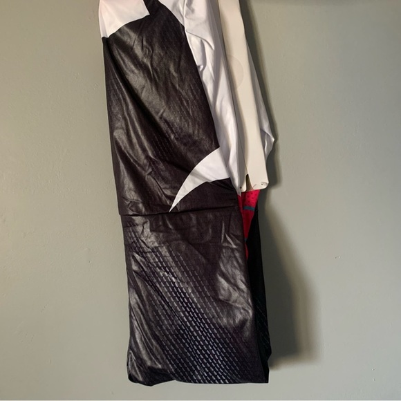 NWT. MARVEL Spider-Man Spider-Gwen Costume - Picture 5 of 6